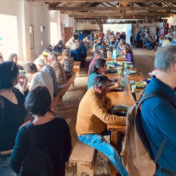 Almoço na Cantina "Canado dos Bois"